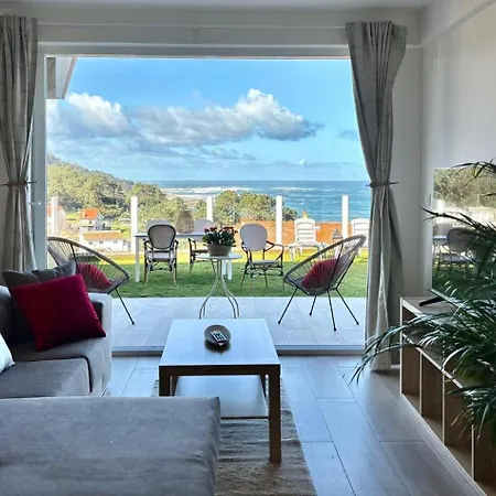 Villa Holibai, San Martino, Desconecta En Esta Gallega Con Vistas A Islas Cies